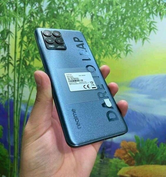 realme 8 pro